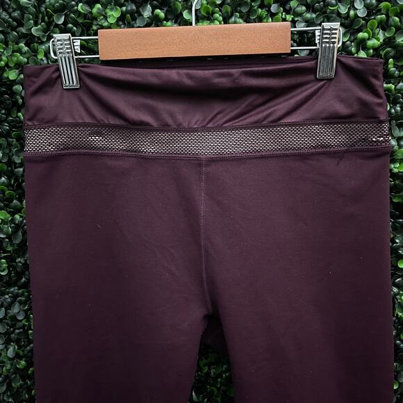 Powerhold Fabletics, Cropped Leggings, Women's Size M - Picture 4 of 7